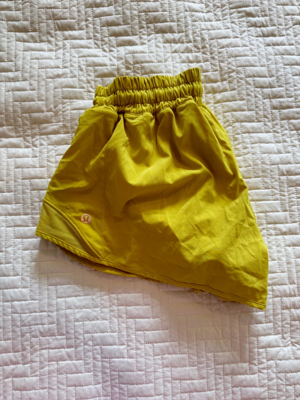 Lululemon Yellow Hotty Hot 2 inch Athletic Shorts